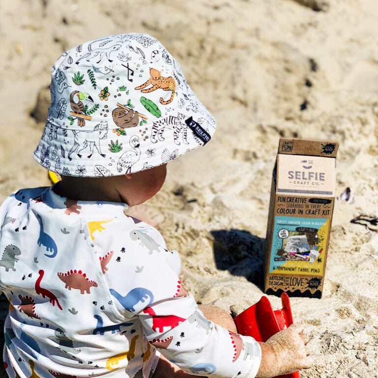 Turtley Awesome Reversible Colour in Beach Hat (7-10 years)