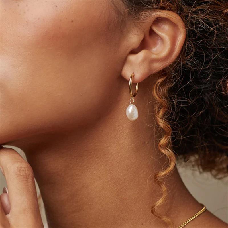 Hoop Earrings With Freshwater Pearl