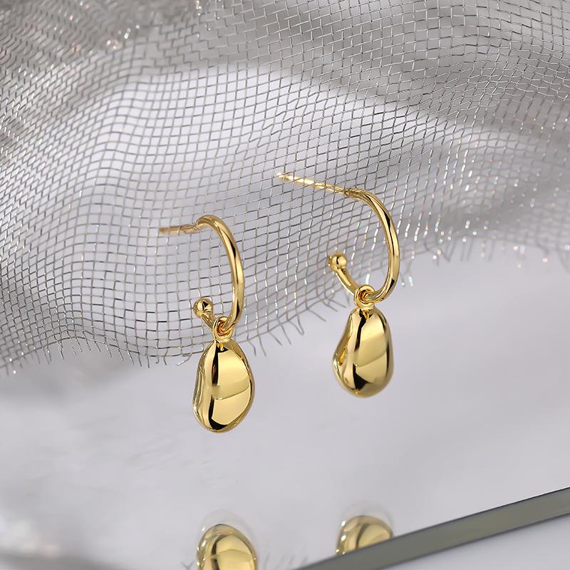 Molten Pendant Earrings in Gold