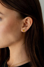 Mini 5 Petal Flower Earring in Light Honey
