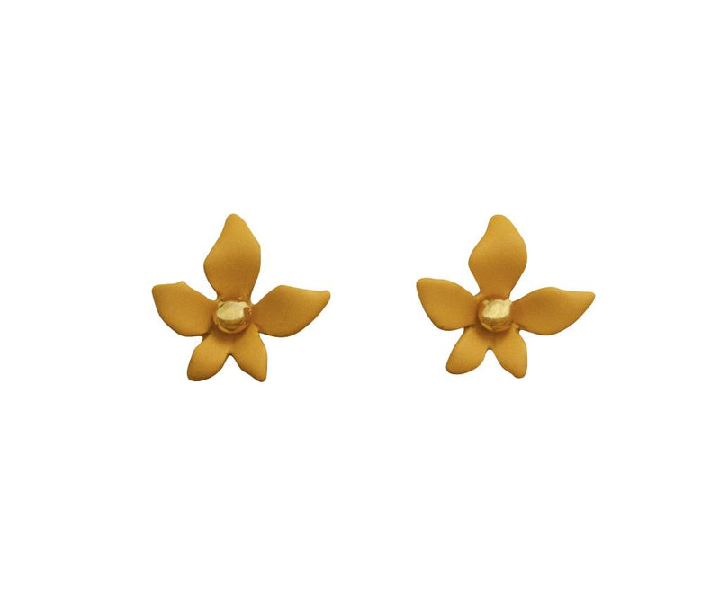 Mini 5 Petal Flower Earring in Light Honey